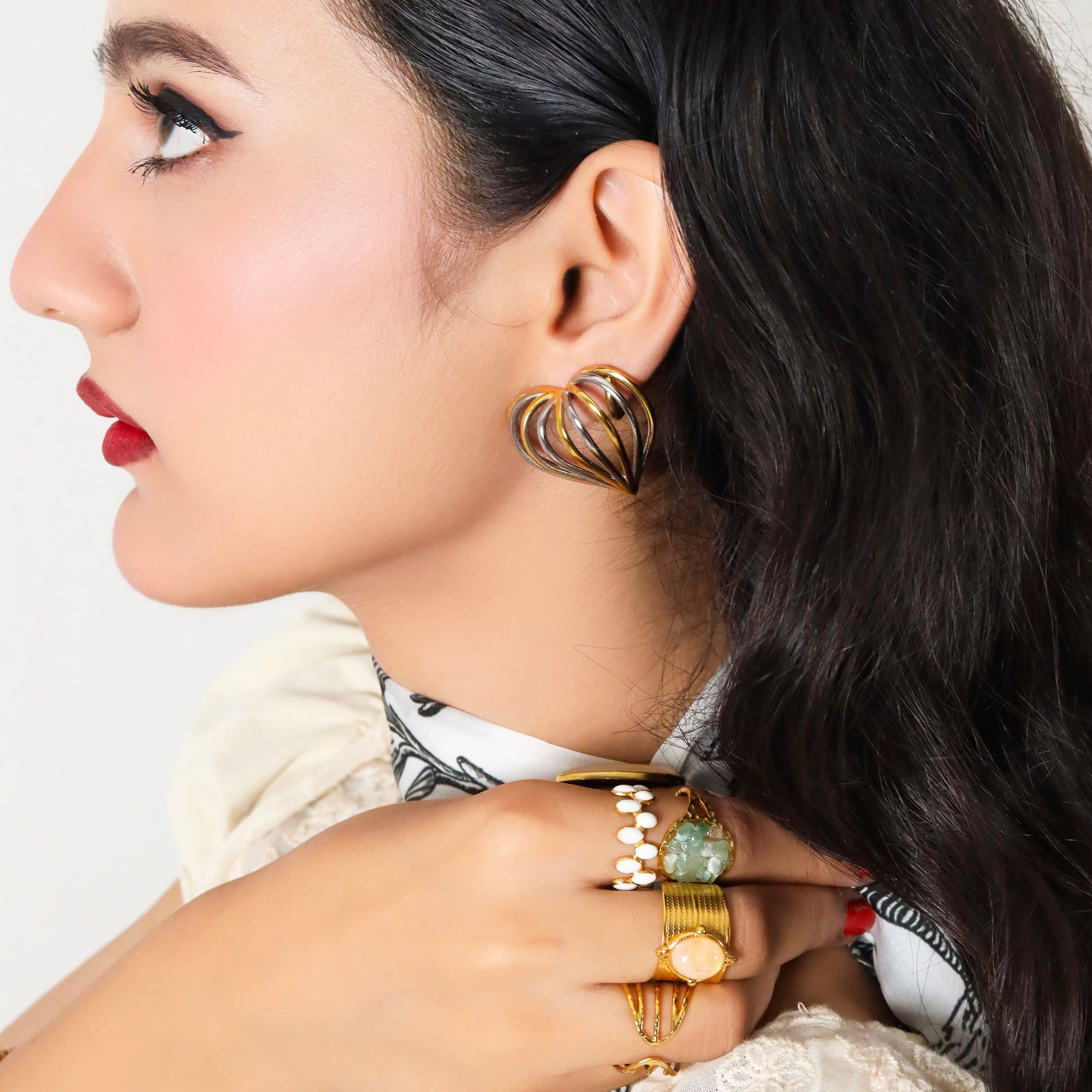 Amoria Earrings