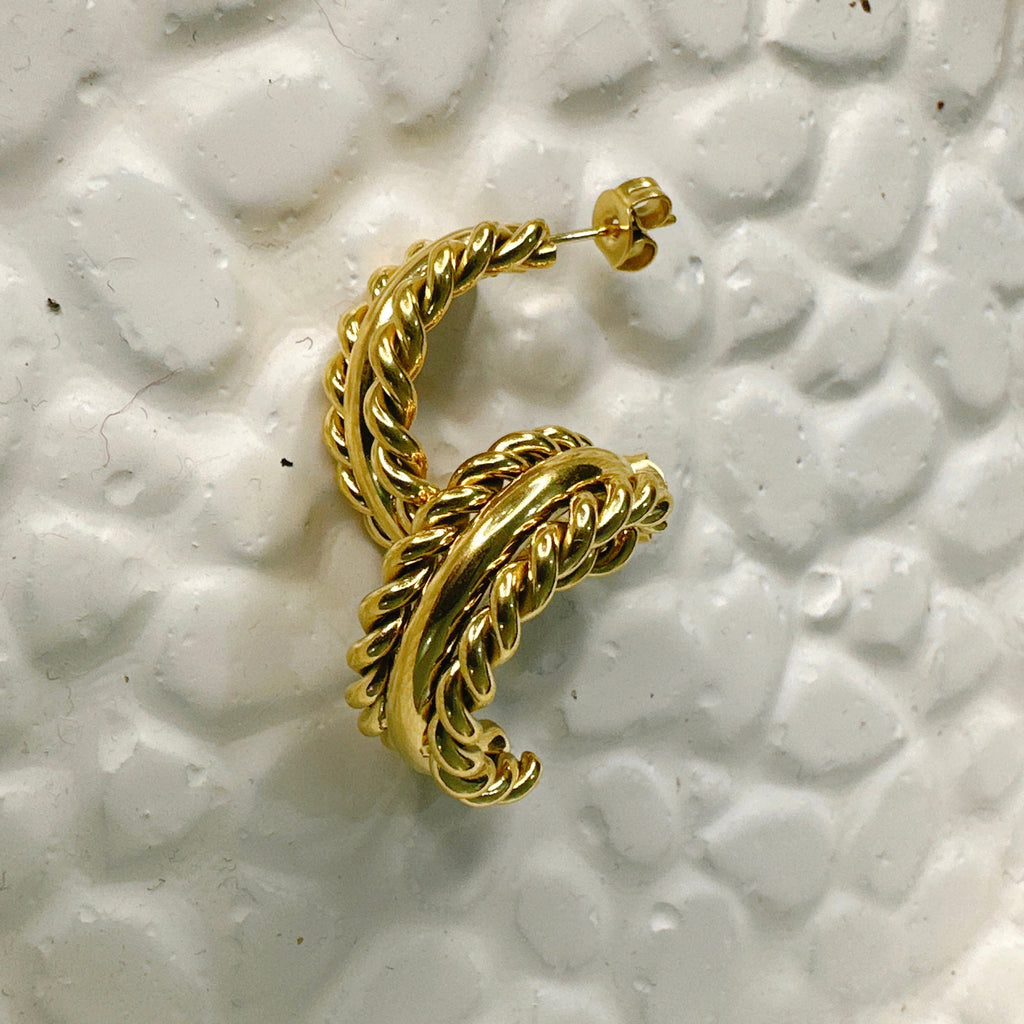 Gigi Hoops
